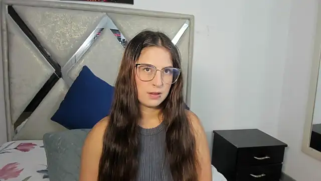 Snapshot of mia_fox4 chatting on November 2, 2025, 1:38 pm mia fox4 online show from November 2, 2025, 1:38 pm