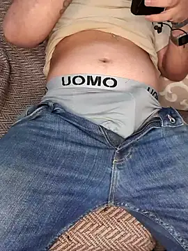 Tiktoker04 online show from November 7, 2025, 5:06 pm