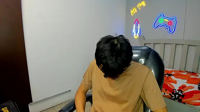 StiwenTwink online show from October 15, 2025, 3:09 pm