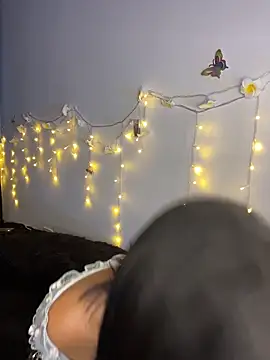 Snapshot of SaraMistick chatting on March 26, 2026, 11:08 am SaraMistick online show from March 26, 2026, 11:08 am