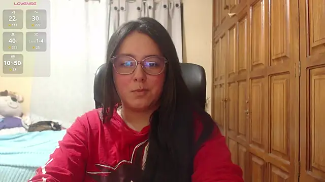 Snapshot of Venus_cat_ chatting on July 1, 2026, 1:50 am Venus cat online show from July 1, 2026, 1:50 am