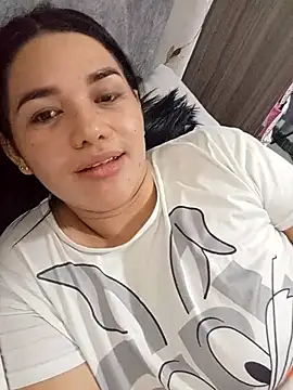 andrea smitth online show from November 4, 2025, 2:21 pm