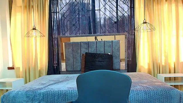 Snapshot of scarlet_milf_ chatting on November 29, 2025, 2:06 pm scarlet milf online show from November 29, 2025, 2:06 pm