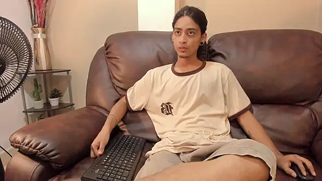 Dickie Dicking online show from November 4, 2025, 8:23 pm