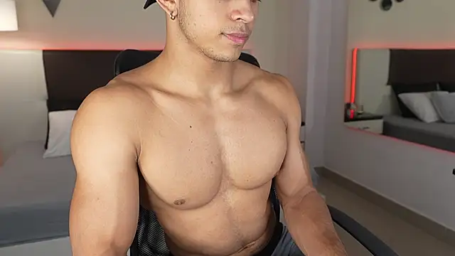 DanteeStone online show from October 8, 2025, 8:53 pm