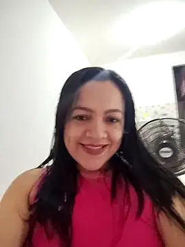 LindaSalo33 online show from November 14, 2025, 4:05 am