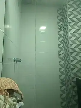 Snapshot of channel_brooks chatting on December 3, 2025, 1:32 pm channel brooks online show from December 3, 2025, 1:32 pm