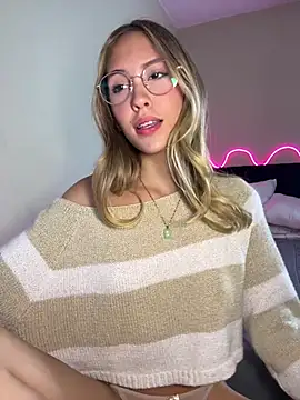 fanyabbey online show from April 4, 2026, 2:40 am