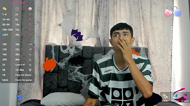 Anthony carter online show from October 28, 2025, 1:32 pm