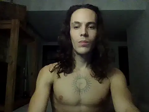 Snapshot of lukadaboy chatting on May 7, 2026, 11:19 pm lukadaboy online show from May 7, 2026, 11:19 pm
