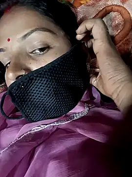 Snapshot of Neelam-baby1 chatting on November 8, 2025, 3:37 pm Neelam-baby1 online show from November 8, 2025, 3:37 pm