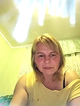 Masha412111 online show from October 16, 2025, 9:45 pm