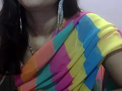 Snapshot of Laila_Cute chatting on June 6, 2026, 5:29 pm Laila Cute online show from June 6, 2026, 5:29 pm