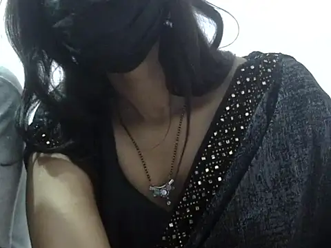 Snapshot of Laila_Cute chatting on February 22, 2026, 3:46 pm Laila Cute online show from February 22, 2026, 3:46 pm