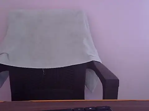 Snapshot of Laila_Cute chatting on January 19, 2026, 4:49 am Laila Cute online show from January 19, 2026, 4:49 am