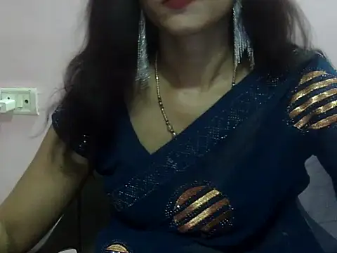 Snapshot of Laila_Cute chatting on May 30, 2026, 4:34 pm Laila Cute online show from May 30, 2026, 4:34 pm