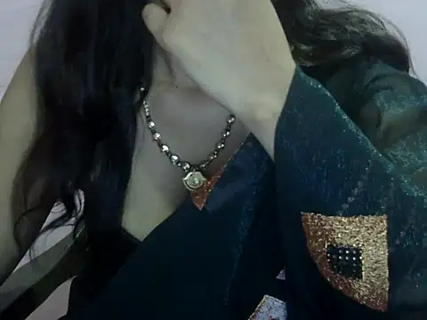 Snapshot of Laila_Cute chatting on May 4, 2026, 5:38 pm Laila Cute online show from May 4, 2026, 5:38 pm