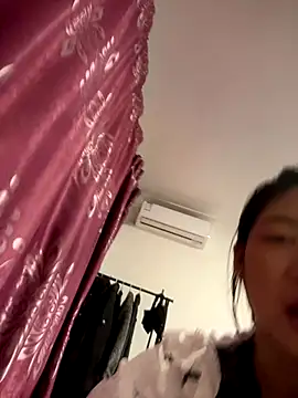 chibaoao66 online show from November 6, 2025, 10:08 am