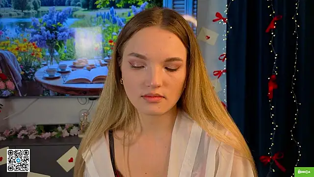 Snapshot of JulieLupo chatting on March 4, 2026, 6:10 am JulieLupo online show from March 4, 2026, 6:10 am