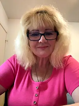 BoloshkaBlonda online show from October 16, 2025, 9:23 pm