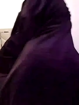 hot inaas online show from November 11, 2025, 10:15 pm