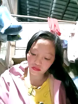 Minkine022 online show from November 18, 2025, 8:17 am