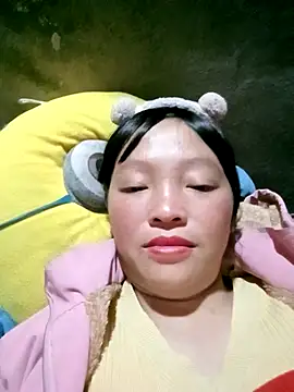 Minkine022 online show from November 22, 2025, 1:10 pm