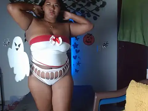 Ebony luna online show from October 3, 2025, 12:50 pm