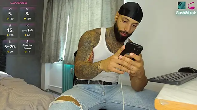 MasculineGuy99 online show from October 5, 2025, 11:45 am