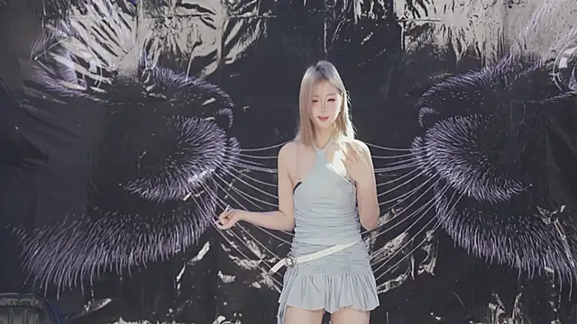 sweetgirls666 online show from April 7, 2026, 11:23 am