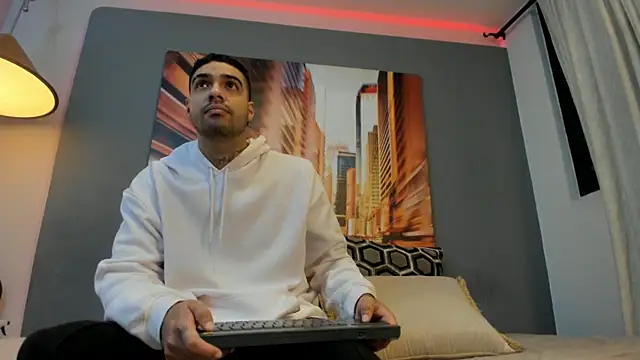 JacobOconner online show from November 10, 2025, 11:59 am