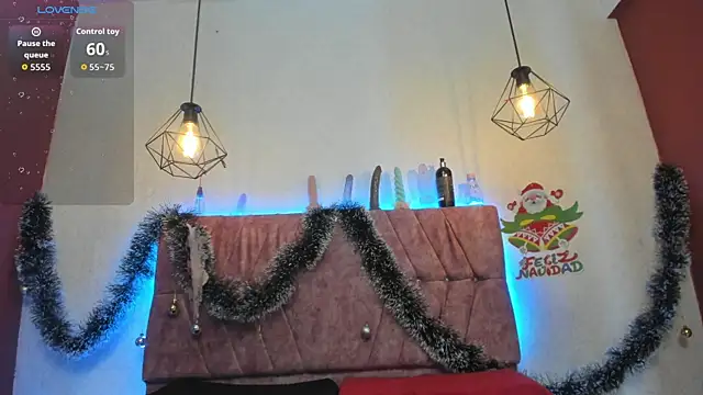 Mia lopez 1 online show from November 26, 2025, 6:19 pm