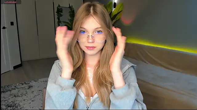 linakorvin online show from April 3, 2026, 1:28 pm