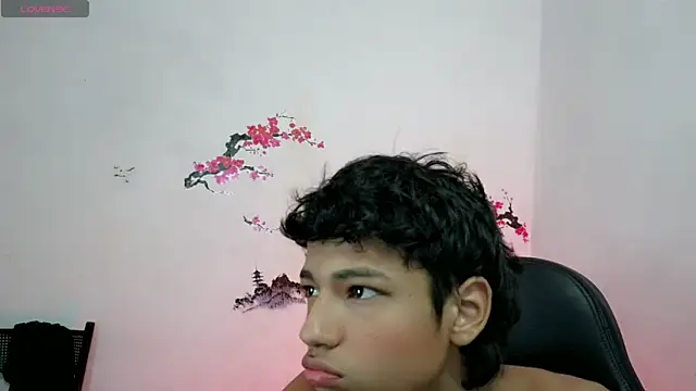 Im david02 online show from October 7, 2025, 12:50 pm