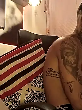 The boy dreams1 online show from October 3, 2025, 3:09 am