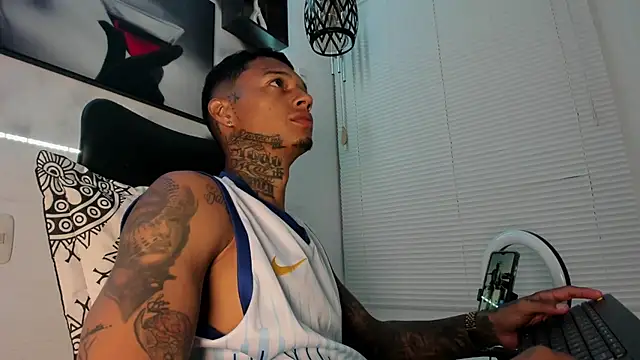 The boy dreams1 online show from October 5, 2025, 2:46 am