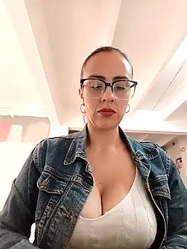 Jade 1-9 online show from February 7, 2026, 4:26 pm