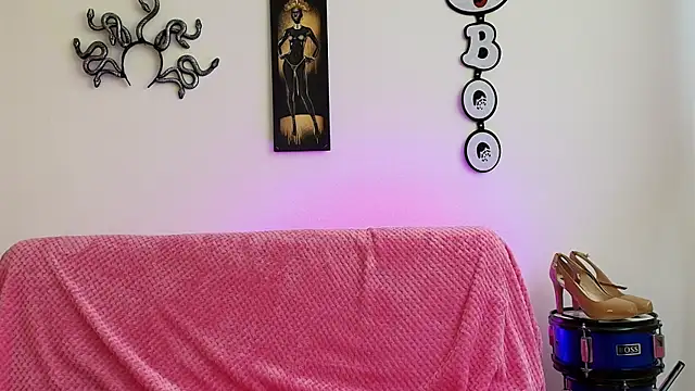 Snapshot of vallery161 chatting on October 27, 2025, 4:41 pm vallery161 online show from October 27, 2025, 4:41 pm