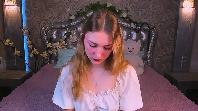 AngelAnabelle online show from November 22, 2025, 8:40 pm