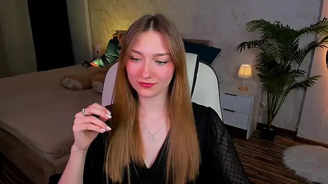 AngelAnabelle online show from October 11, 2025, 8:43 pm