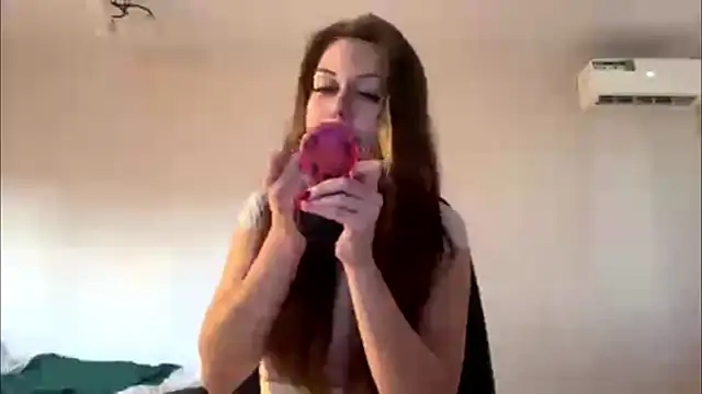 Nayra flash online show from October 20, 2025, 12:06 pm