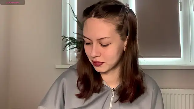 Nayra flash online show from April 10, 2026, 8:54 am