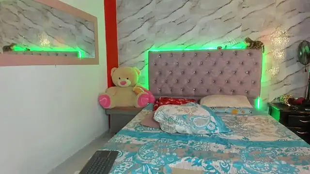 Snapshot of Stefany_Andruw chatting on November 5, 2025, 1:47 pm Stefany Andruw online show from November 5, 2025, 1:47 pm