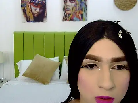 Snapshot of Luna_LaFontaine chatting on October 11, 2025, 11:55 am Luna LaFontaine online show from October 11, 2025, 11:55 am