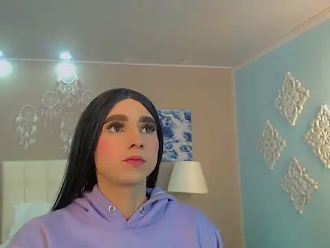 Snapshot of Luna_LaFontaine chatting on October 29, 2025, 12:04 pm Luna LaFontaine online show from October 29, 2025, 12:04 pm