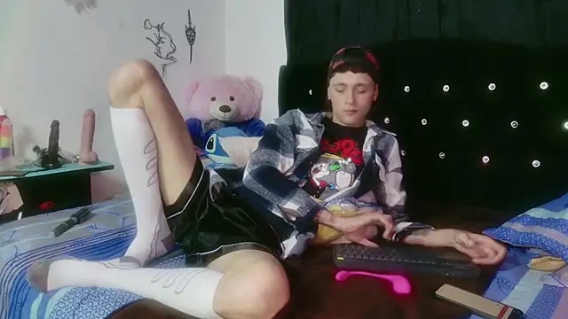 Tyler cat online show from January 7, 2026, 3:11 am