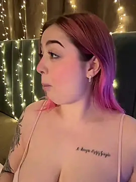 KellyMoors online show from February 9, 2026, 2:42 am