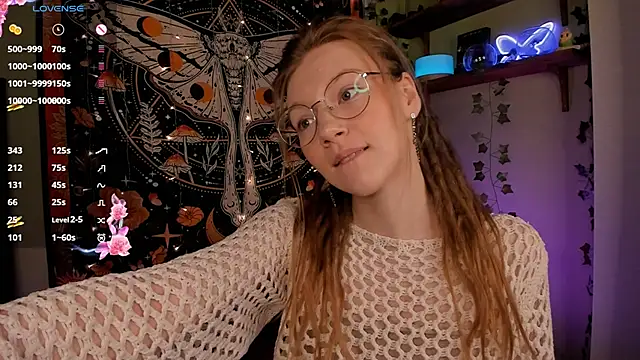 lyra thenymph online show from November 6, 2025, 12:03 am