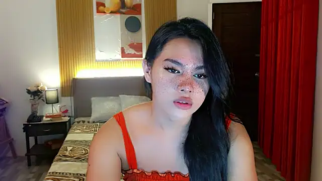 fallinLunaxX online show from November 19, 2025, 8:20 pm