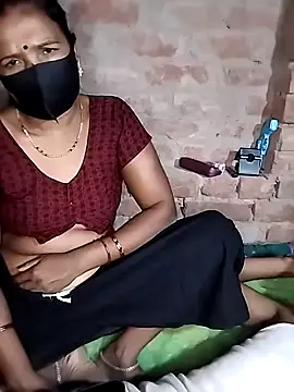 Snapshot of Rani_089 chatting on October 15, 2025, 8:17 pm Rani 089 online show from October 15, 2025, 8:17 pm